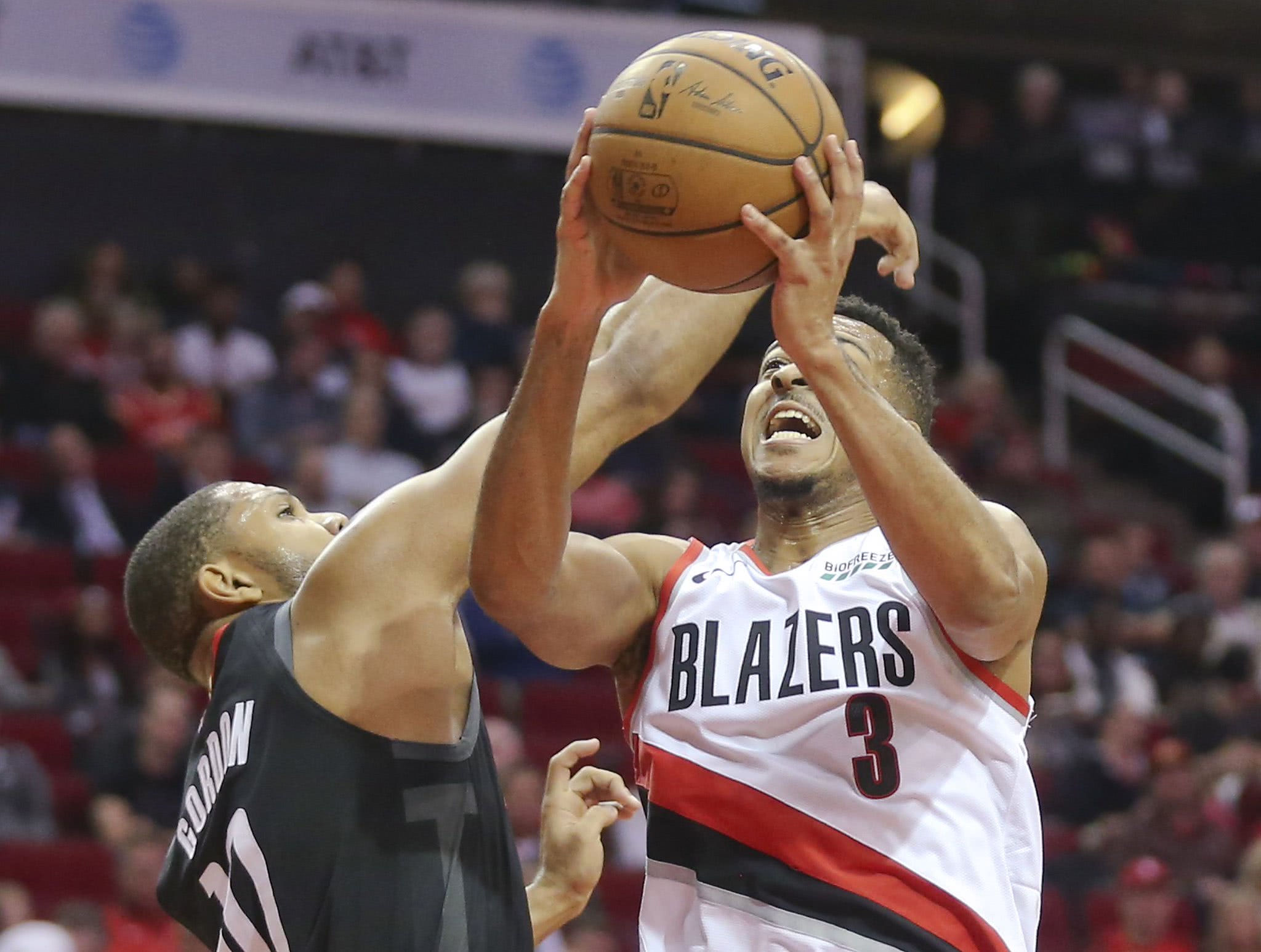 开云官方网站-欧篮联关键时刻走向成谜，迈阿密热火外线爆发，赛场秩序良好，心理建设被强调的简单介绍