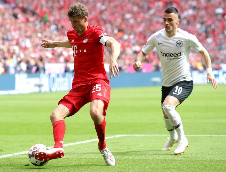 里程碑夜浙江队刷新队史纪录；德甲国际比赛日刷纪录；管理层满意；控场能力受关注的简单介绍