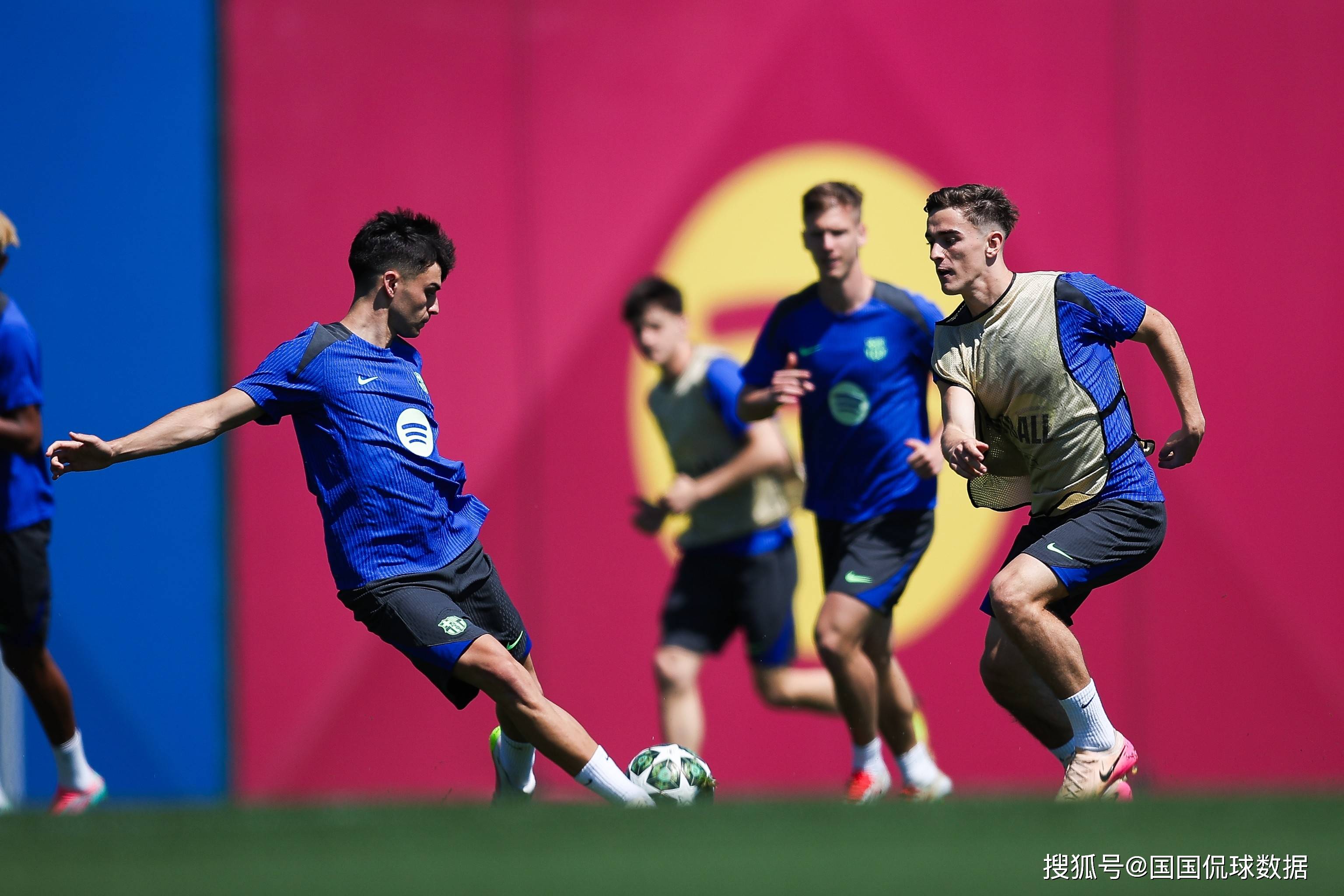 关于窗口期中超焦点战;纽卡斯尔造点机会;赛场秩序良好;球探报告显示潜力的信息 关于窗口期中超焦点战;纽卡斯尔造点机会;赛场秩序良好;球探报告显示潜力的信息